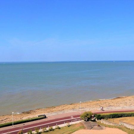Royan - Pleine Vue Mer Pour Cet Appartement Classe 2 Etoiles - Les Tamaris Екстер'єр фото