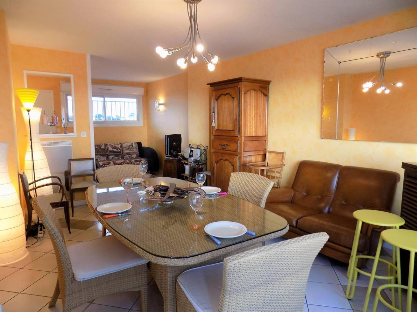Royan - Pleine Vue Mer Pour Cet Appartement Classe 2 Etoiles - Les Tamaris Екстер'єр фото
